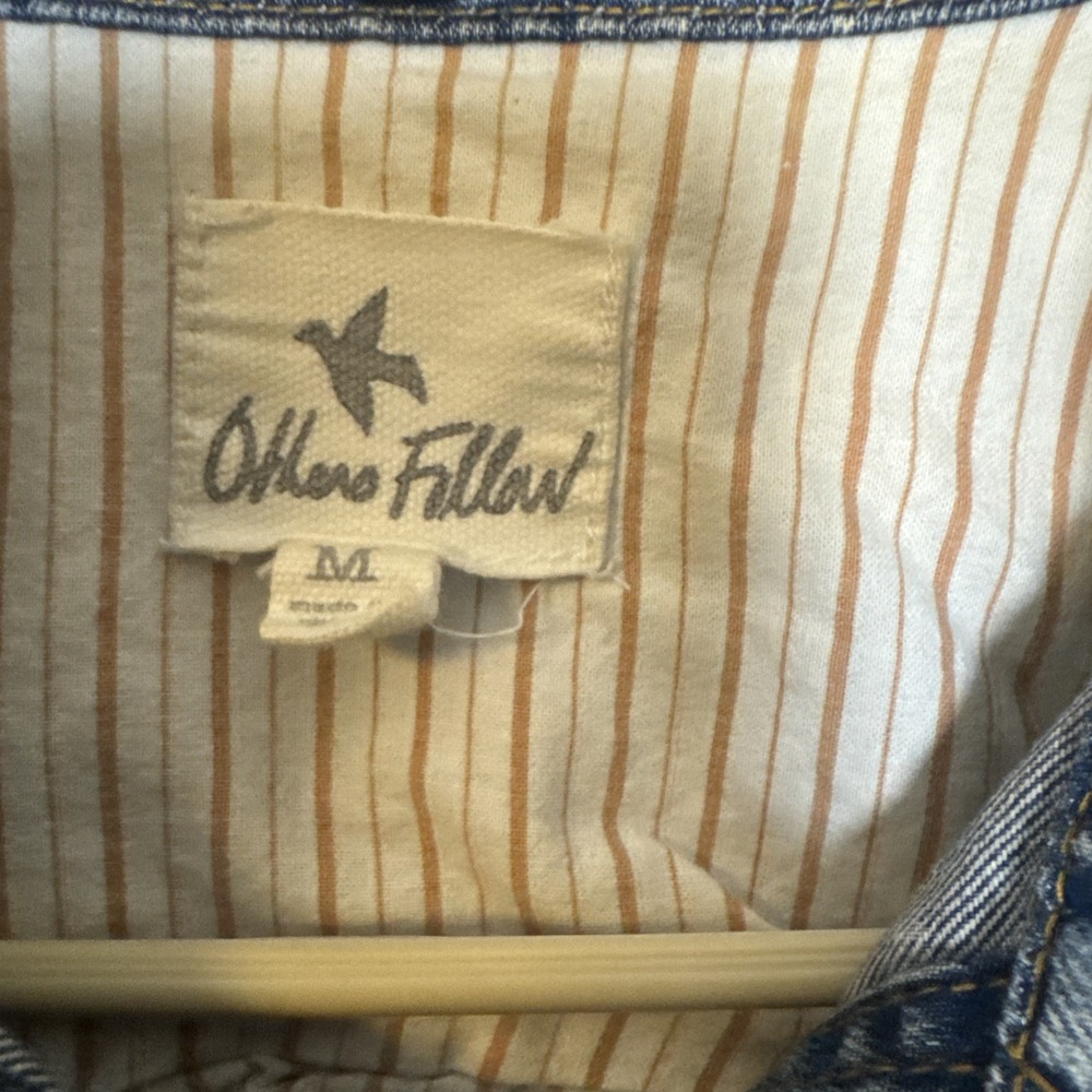 Others Follow Women's M Light‎ Wash Distressed Denim Jean Jacket Button Front - Picture 2 of 5